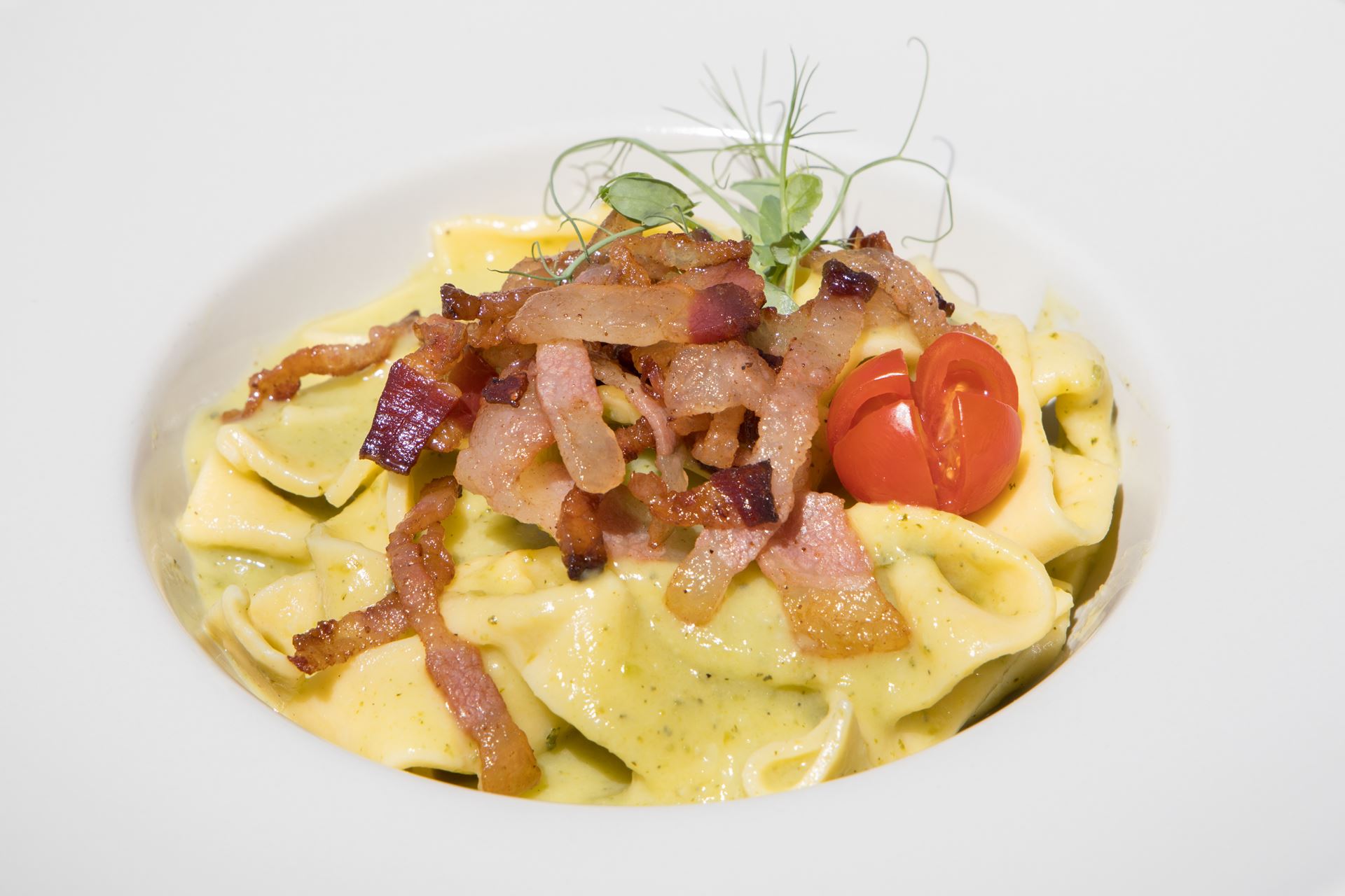 Magione, a pochi chilometri da Perugia e dalle più belle città d’arte umbre. In questa piccola area dell’Umbria resiste, ancora oggi, una forte tradizione culinaria e di Cucina Contadina