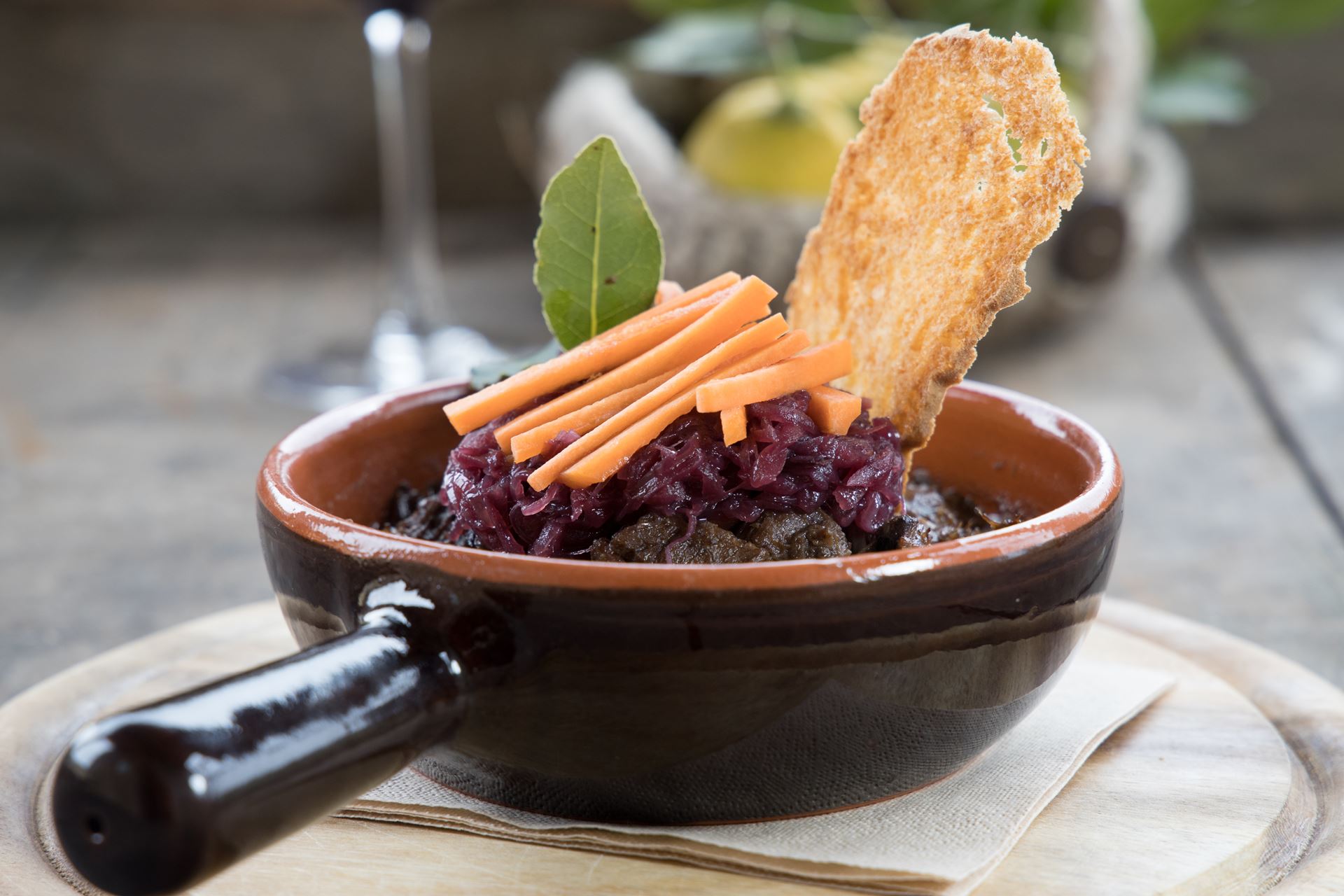 Tra i migliori Ristoranti di Magione (Perugia). Cucina tradizionale umbra in ambiente romantico.