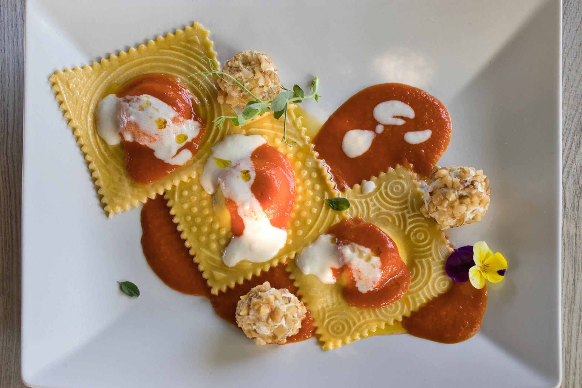 ristorante a magione, ravioloni di ricotta, cucina umbra tradizionale e rivisitata
